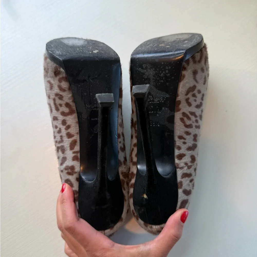 Saint Laurent Leopard print calf hair platform pumps - Picture 5 of 5